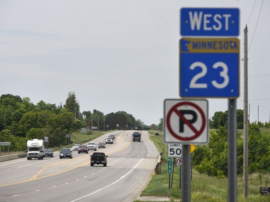 Minnesota 23 West Sign